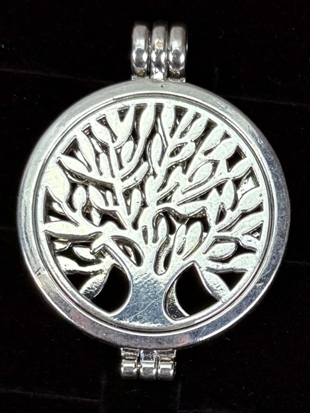 Vintage Silvertone Tree of Life Pendant plus free cord Necklace